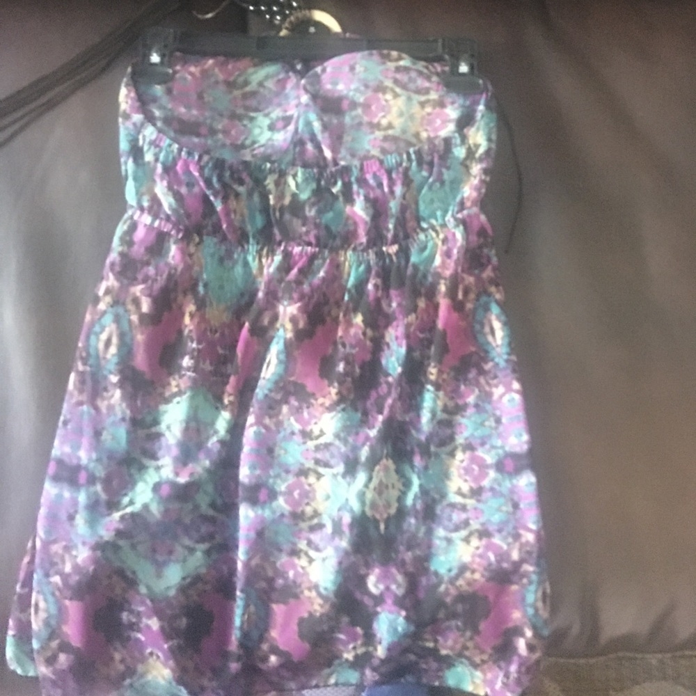Strapless blouses - Picture 2 of 3